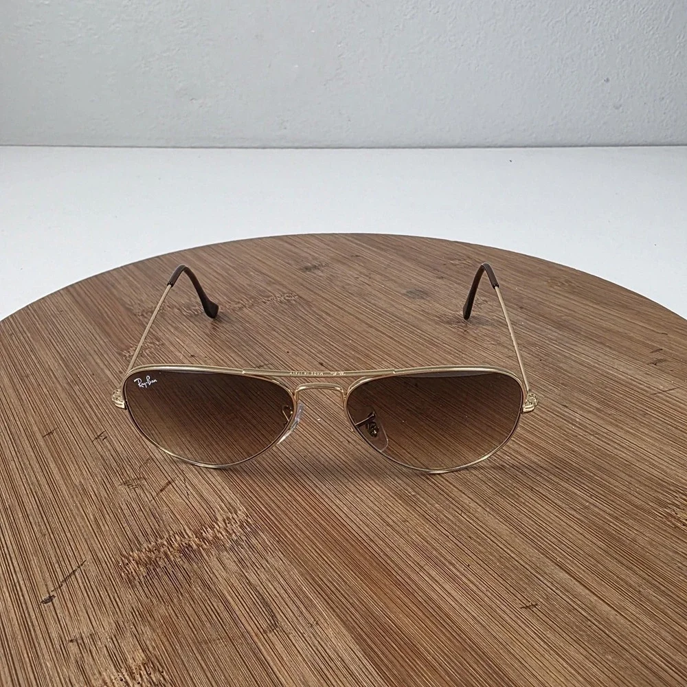 Ray-Ban Aviator Sunglasses Mens 58-14 Gold Brown Gradient Metal Tinted Italy